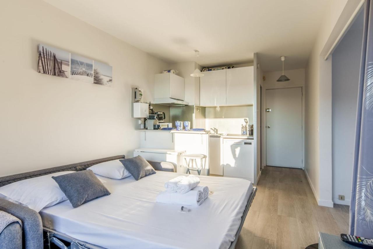 Studio Mercant - Welkeys โดวีลล์ ภายนอก รูปภาพ